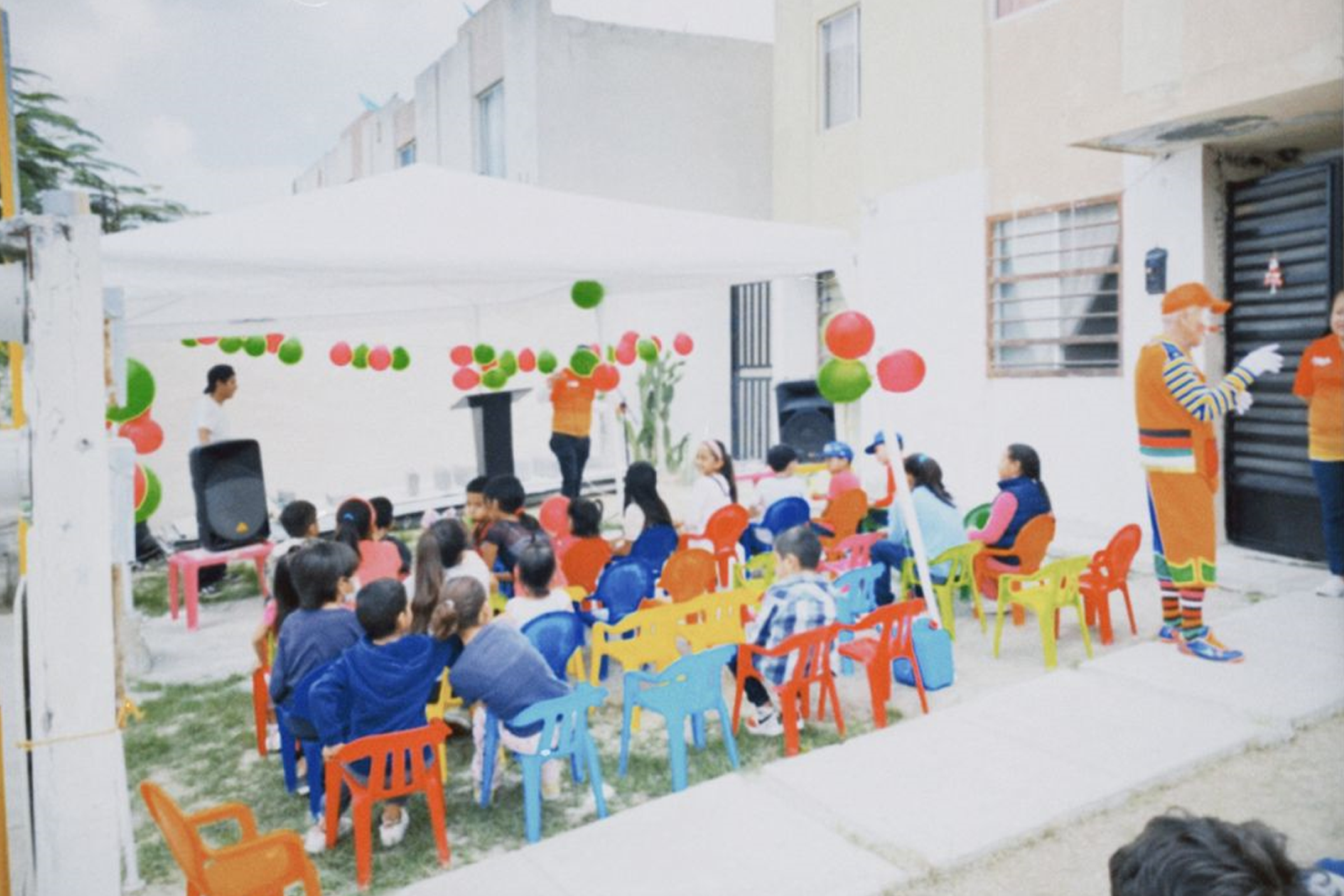 Vintage Sharing Hope : Vintage Logistics